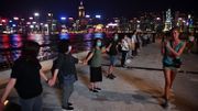 De l'Union soviétique à Hong Kong, la chaîne humaine comme moyen de protestation De l'Union soviétique à Hong Kong, la chaîne humaine comme moyen de protestation
