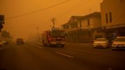 Australie: le ciel se transforme en brasier et des milliers de personnes sont prises au piège sur les plages Australie: le ciel se transforme en brasier et des milliers de personnes sont prises au piège sur les plages