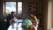 Sébastien et Jessica habitent désormais leur maison écologique et économique. La concrétisation d'un rêve qui a demandé énormément de temps et d'investissement personnel. Sébastien et Jessica habitent désormais leur maison écologique et économique. La concrétisation d'un rêve qui a demandé énormément de temps et d'investissement personnel.