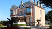 Une maison rose, tout ce que j'aime! Une maison rose, tout ce que j'aime!