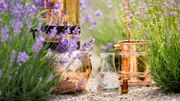 Huiles essentielles et hydrolats : quelles sont les différences ? Huiles essentielles et hydrolats : quelles sont les différences ?