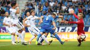 Genk fait un grand pas vers les barrages en battant le Lech Poznan 2-0 Genk fait un grand pas vers les barrages en battant le Lech Poznan 2-0