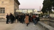 Certains sont arrivés tôt ce vendredi matin pour assister à l'hommage rendu à Charles Aznavour à Paris. Certains sont arrivés tôt ce vendredi matin pour assister à l'hommage rendu à Charles Aznavour à Paris.