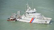Les autorités françaises interceptent 30 migrants qui tentaient de traverser la Manche Les autorités françaises interceptent 30 migrants qui tentaient de traverser la Manche