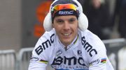 Philippe Gilbert avec un cache-oreilles pour la signature Philippe Gilbert avec un cache-oreilles pour la signature