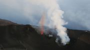 Un volcan peut se réveiller à tout moment Un volcan peut se réveiller à tout moment