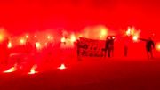 Ils craquent des fumigènes au Vélodrome pour fêter un anniversaire Ils craquent des fumigènes au Vélodrome pour fêter un anniversaire