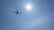 Moins d'avions dans le ciel Moins d'avions dans le ciel