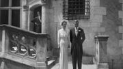 Le duc de Windsor (Edouard VIII après son abdication) épouse Wallis Simpson le 3 juin 1937 Le duc de Windsor (Edouard VIII après son abdication) épouse Wallis Simpson le 3 juin 1937
