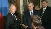 Interviewer Vladimir Poutine en russe... un grand moment de solitude pour notre journaliste. Interviewer Vladimir Poutine en russe... un grand moment de solitude pour notre journaliste.