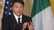Matteo Renzi a confirmé lors d'une conférence de presse que 24 membres d'un réseau de passeurs avaient été arrêtés lundi matin. Matteo Renzi a confirmé lors d'une conférence de presse que 24 membres d'un réseau de passeurs avaient été arrêtés lundi matin.
