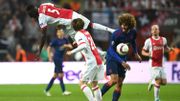 Fellaini : "On a trois trophées cette saison, c'est fantastique !" Fellaini : "On a trois trophées cette saison, c'est fantastique !"