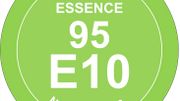 Le logo 95 E10 sur fond vert permet de reconnaître ce type de carburant, distribué en Belgique depuis le 1er janvier 2017. Le logo 95 E10 sur fond vert permet de reconnaître ce type de carburant, distribué en Belgique depuis le 1er janvier 2017.