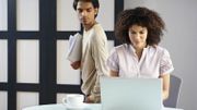 Pouvez-vous espionner les mails de votre conjoint ? La réponse est non, ça peut constituer un acte de violence conjugale Pouvez-vous espionner les mails de votre conjoint ? La réponse est non, ça peut constituer un acte de violence conjugale