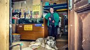 Anny, 79 ans, patronne de l'atelier d'aiguisage d'Arlon Anny, 79 ans, patronne de l'atelier d'aiguisage d'Arlon