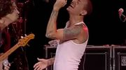 Chester Bennington en duo avec Chris Cornell Chester Bennington en duo avec Chris Cornell
