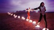 "An illuminating path" par David LaChapelle (1998) "An illuminating path" par David LaChapelle (1998)