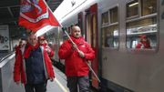 Au sujet du service minimum, les syndicats dénoncent une atteinte aux droits des travailleurs. Au sujet du service minimum, les syndicats dénoncent une atteinte aux droits des travailleurs.