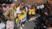Eddy Merckx au départ à Binche Eddy Merckx au départ à Binche