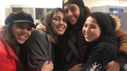Rania Akrache (deuxième à gauche sur la photo) avec des amies venues lui rendre visite à l'aéroport de Zaventem. Rania Akrache (deuxième à gauche sur la photo) avec des amies venues lui rendre visite à l'aéroport de Zaventem.