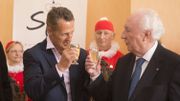 Michael Schumacher était fait citoyen d'honneur de la ville thermale, en 2012 Michael Schumacher était fait citoyen d'honneur de la ville thermale, en 2012