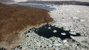 Des icebergs détachés du Jakobshavn Isbræ, le plus connu des glaciers du Groenland. Des icebergs détachés du Jakobshavn Isbræ, le plus connu des glaciers du Groenland.