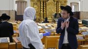 Le respect des règles de confinement pose problème au sein de certaines communautés religieuses ultra-orthodoxes Le respect des règles de confinement pose problème au sein de certaines communautés religieuses ultra-orthodoxes