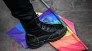 Istanbul: la police fait usage de balles en caoutchouc pour disperser la "Gay Pride" Istanbul: la police fait usage de balles en caoutchouc pour disperser la "Gay Pride"