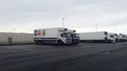 Le parking de l'entreprise est désert Le parking de l'entreprise est désert