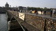 C'est la fin des cadenas d'amour sur le Pont des Arts (Photos et Vidéos) C'est la fin des cadenas d'amour sur le Pont des Arts (Photos et Vidéos)