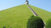 Le champ de bataille de Waterloo se trouve en grande partie sur le territoire de la commune. Le champ de bataille de Waterloo se trouve en grande partie sur le territoire de la commune.