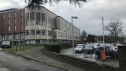 Pendant plus de 25 ans, l'ancienne maternité est devenue un espace dédié à l'administration provinciale de Namur. Celle-ci va revenir dans le giron médical. Ce qui réjouit de nombreux habitants des environs. Pendant plus de 25 ans, l'ancienne maternité est devenue un espace dédié à l'administration provinciale de Namur. Celle-ci va revenir dans le giron médical. Ce qui réjouit de nombreux habitants des environs.