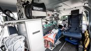 L'hélicoptère dispose d'un équipement médical de pointe L'hélicoptère dispose d'un équipement médical de pointe