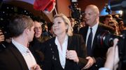 Marine Le Pen en compagnie de son garde du corps, Thierry Légier, soupçonné d'emploi fictif. Marine Le Pen en compagnie de son garde du corps, Thierry Légier, soupçonné d'emploi fictif.