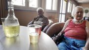 La canicule réjouit les vacanciers, mais peut se révéler un piège mortel pour les plus âgés. La canicule réjouit les vacanciers, mais peut se révéler un piège mortel pour les plus âgés.