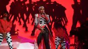 Janelle Monae a enflammé le public massé dans le désert californien Janelle Monae a enflammé le public massé dans le désert californien