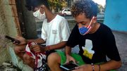A l'heure du départ de Raul Castro du pouvoir, le pays est secoué par une crise économique et l'arrivée récente de l'internet mobile. A l'heure du départ de Raul Castro du pouvoir, le pays est secoué par une crise économique et l'arrivée récente de l'internet mobile.