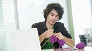 Crochet, broderie, tricot, couture : 5 raisons de se mettre au fait-main. Crochet, broderie, tricot, couture : 5 raisons de se mettre au fait-main.