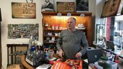 Don tient un petit musée-mémorial qu'il a constitué avec d'autres anciens de l'IRA Don tient un petit musée-mémorial qu'il a constitué avec d'autres anciens de l'IRA