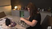 Chez elle, Julia Tulli est en plein travail. Chez elle, Julia Tulli est en plein travail.