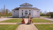 Marie et Sophie Hallynck se font "Confidentes" et dévoilent en vidéo deux extraits de leur nouvel album Marie et Sophie Hallynck se font "Confidentes" et dévoilent en vidéo deux extraits de leur nouvel album