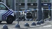 Liège: la place Saint-Lambert fermée suite à la découverte d'un véhicule suspect Liège: la place Saint-Lambert fermée suite à la découverte d'un véhicule suspect