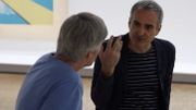 Visitez la rétrospective de David Hockney aux côtés du réalisateur Olivier Assayas