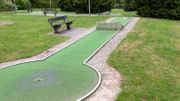 Le minigolf est accessible, moyennant quelques précautions élémentaires. Le minigolf est accessible, moyennant quelques précautions élémentaires.