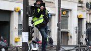 Jérôme Rodrigues, photographié un peu plus tôt durant cet acte XI de mobilisation des gilets jaunes.