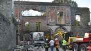 En 2013, un accident spectaculaire avait provoqué l'effondrement partiel des arcades. Il avait fallu démonter le reste de la façade est ainsi qu'une grande partie de la façade ouest qui était aussi fragilisée. En 2013, un accident spectaculaire avait provoqué l'effondrement partiel des arcades. Il avait fallu démonter le reste de la façade est ainsi qu'une grande partie de la façade ouest qui était aussi fragilisée.