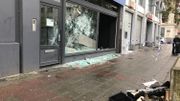 22 policiers blessés suite aux échauffourées dans le centre de Bruxelles samedi soir 22 policiers blessés suite aux échauffourées dans le centre de Bruxelles samedi soir