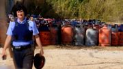 Espagne: 120 bonbonnes de gaz retrouvées pour "un ou plusieurs attentats" à Barcelone Espagne: 120 bonbonnes de gaz retrouvées pour "un ou plusieurs attentats" à Barcelone