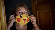 Pikachu, toujours à la mode, 25 ans plus tard Pikachu, toujours à la mode, 25 ans plus tard