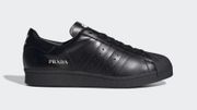 La Prada Superstar d'Adidas, en vente à 449,95 euros La Prada Superstar d'Adidas, en vente à 449,95 euros